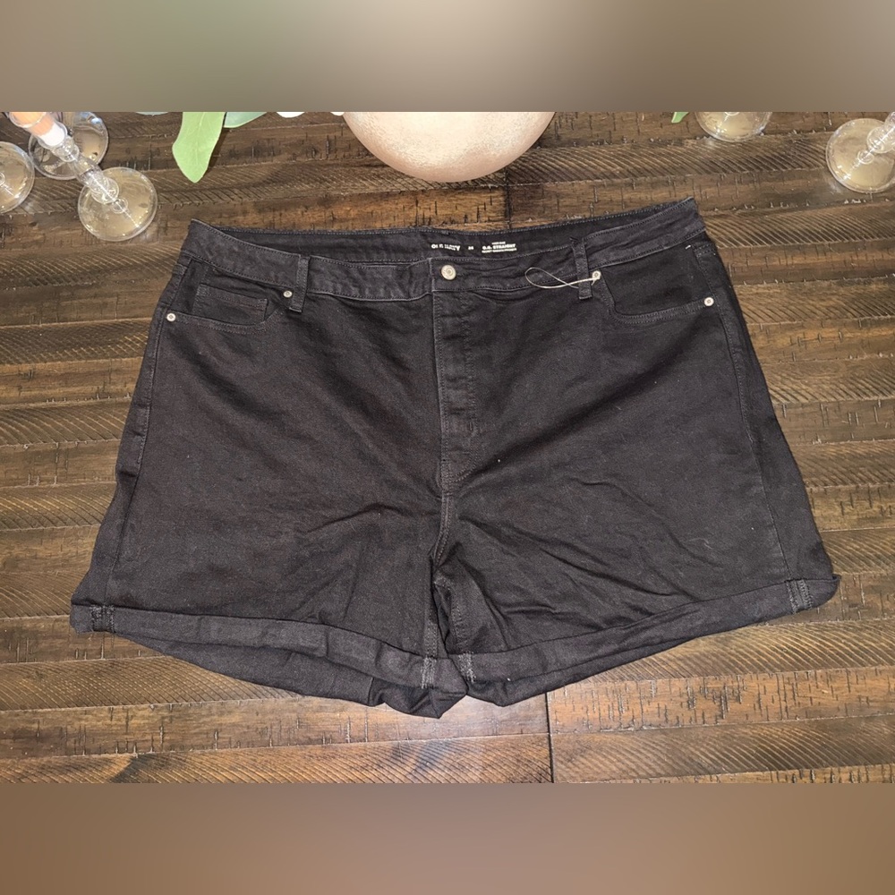 NWOT Old Navy High Rise O.G. Straight Black Jean Shorts